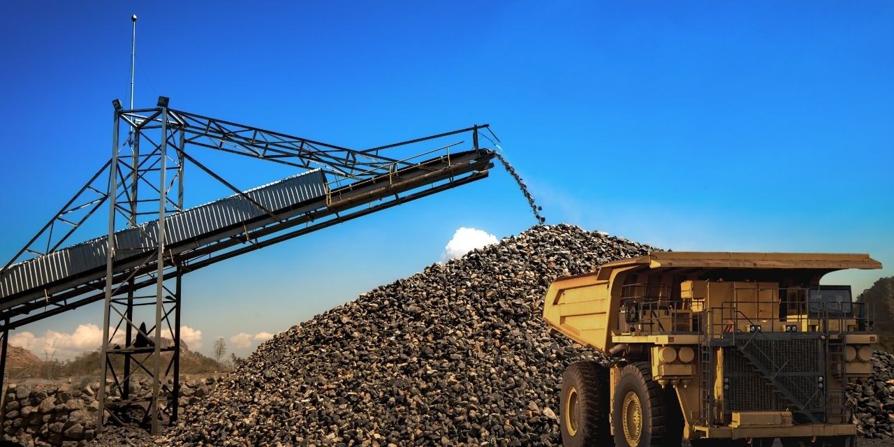 Ekogroszek, kafel, orzech, miał – co wybrać do nowoczesnego pieca?